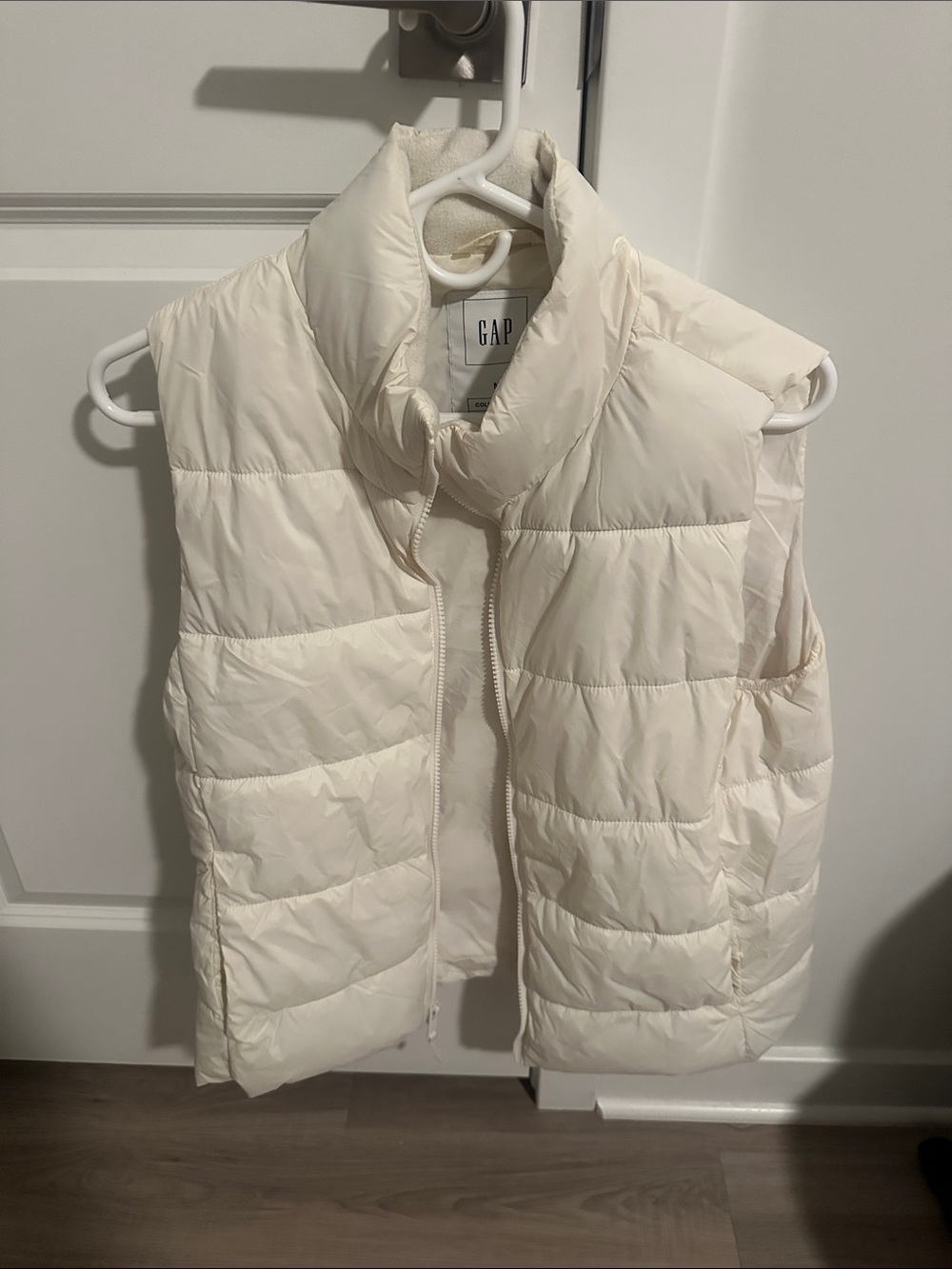 GAP Cream Quilted Puffer Vest